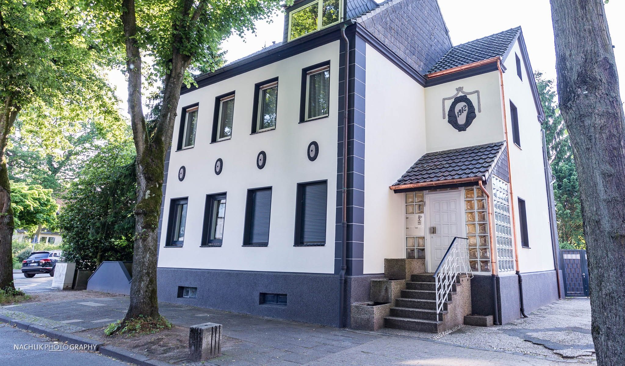 Saniertes denkmalgeschütztes Altbau-Wohnhaus, Baujahr 1912